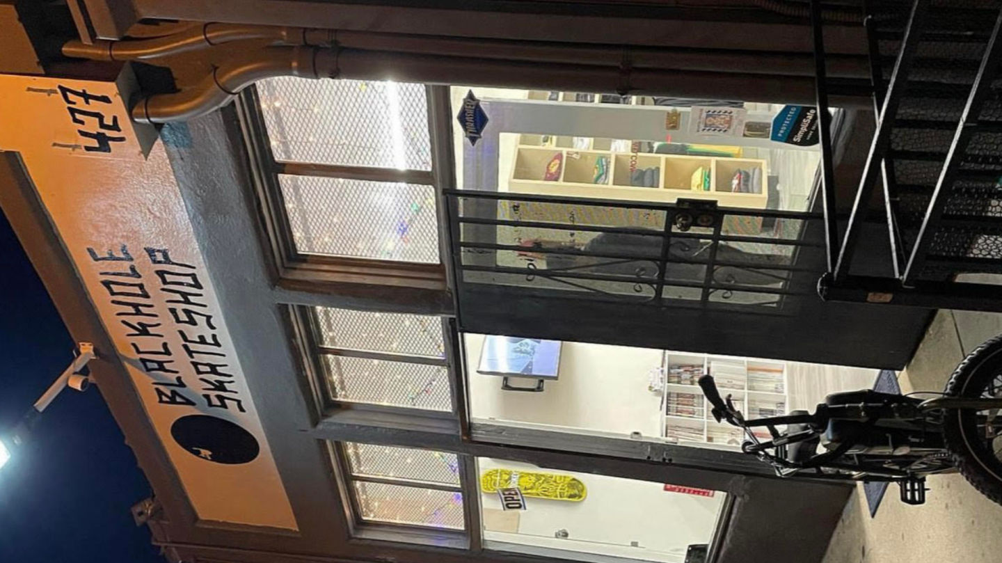 Black Hole Skateshop