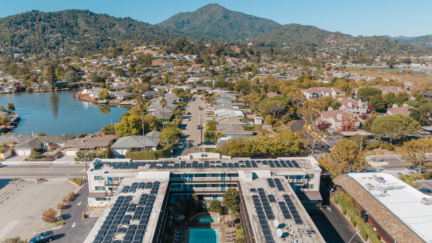 Marin Suites Hotel